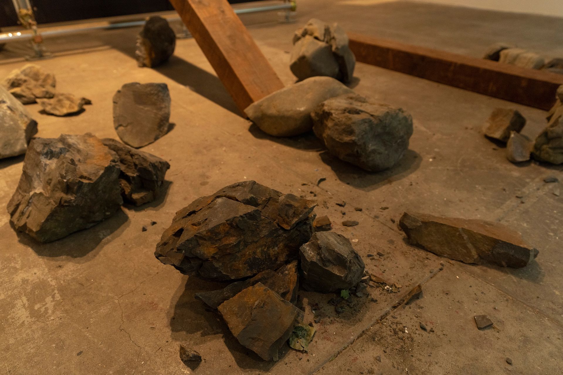  αM＋ vol. 2 わたしの穴 美術の穴  「地底人とミラーレス・ミラー」 　 パート 2:「ミラーレス・ミラー」 - 10