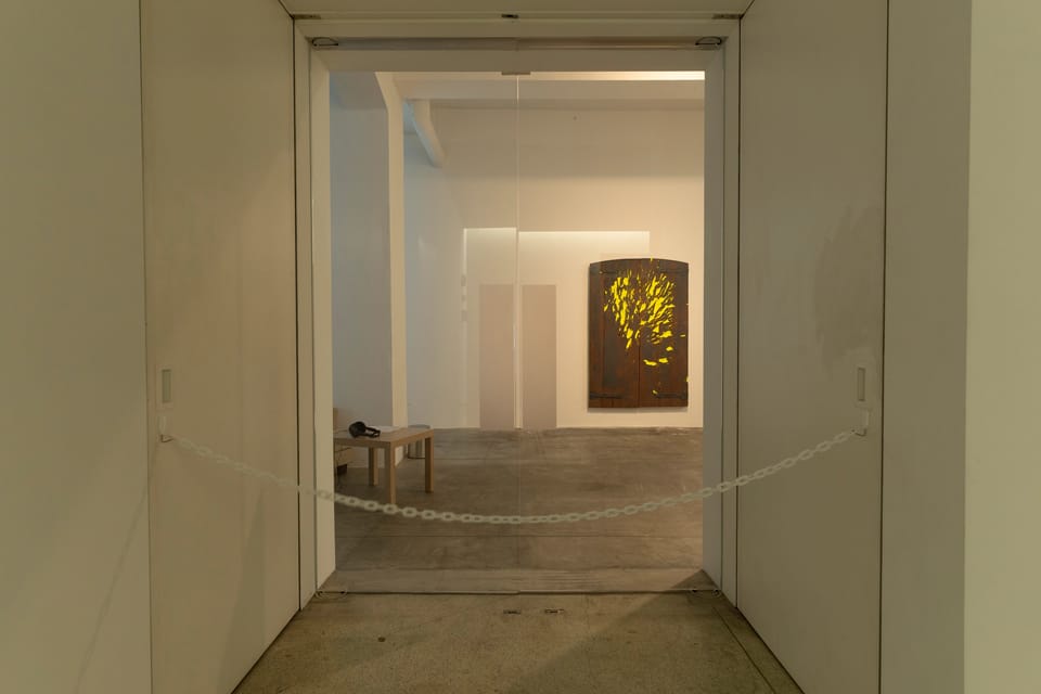  αM＋ vol. 2 わたしの穴 美術の穴  「地底人とミラーレス・ミラー」 　 パート 2:「ミラーレス・ミラー」 - 2